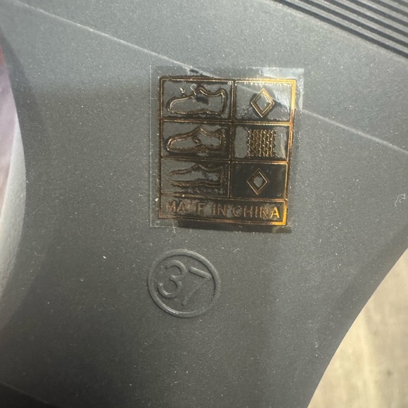 Black Western Cowboy Boots with White Stitching - Picture 10 of 11